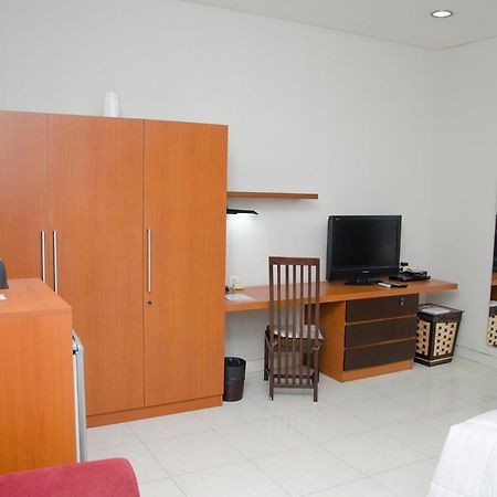Jambuluwuk Residence Menteng Джакарта Екстериор снимка