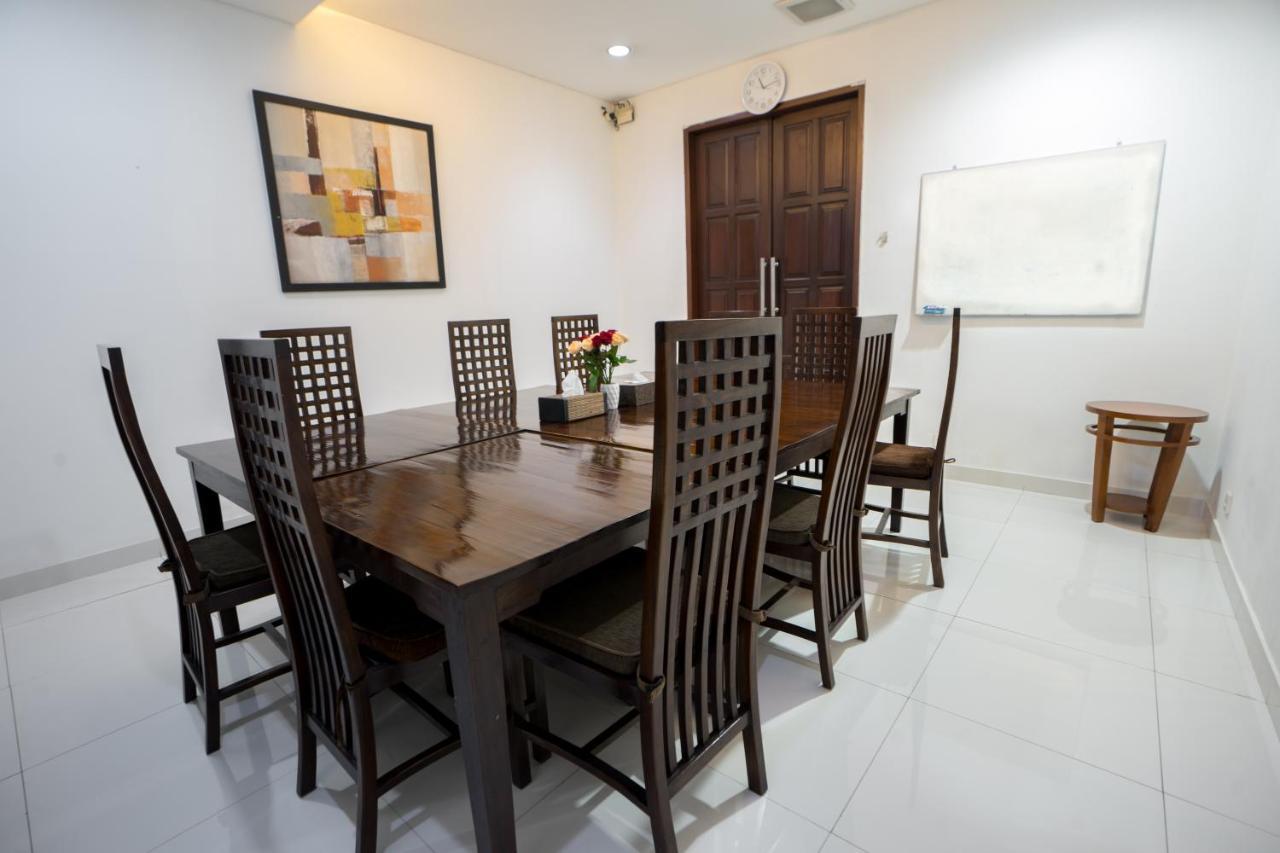 Jambuluwuk Residence Menteng Джакарта Екстериор снимка