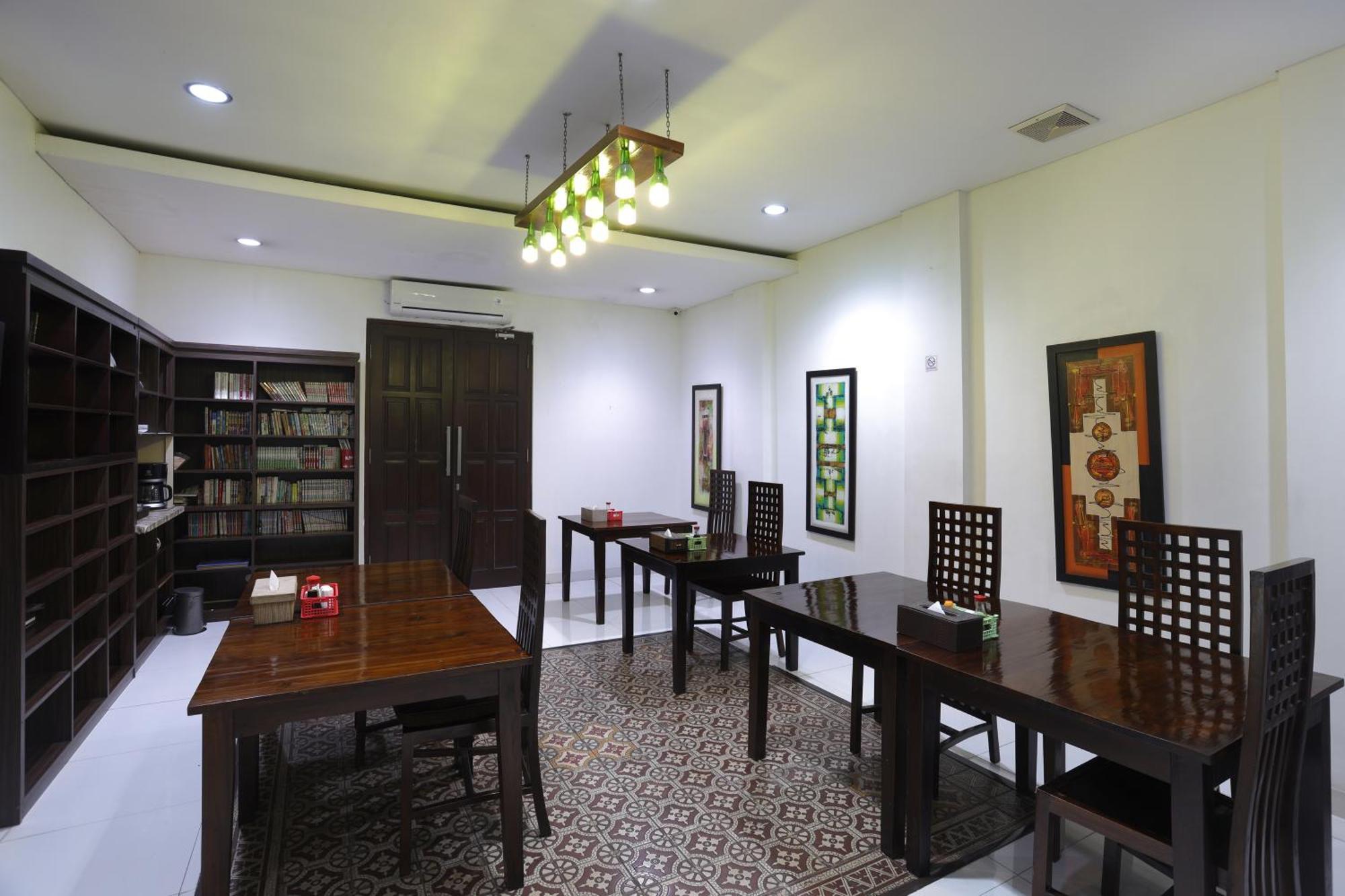 Jambuluwuk Residence Menteng Джакарта Екстериор снимка